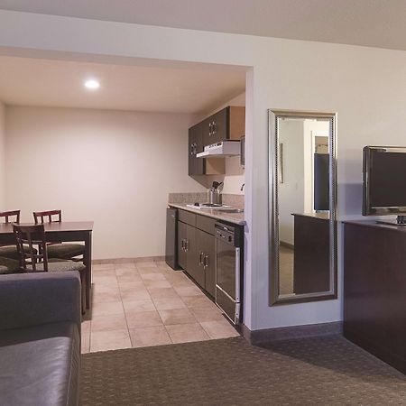 La Quinta By Wyndham Portland Nw Hotel Buitenkant foto