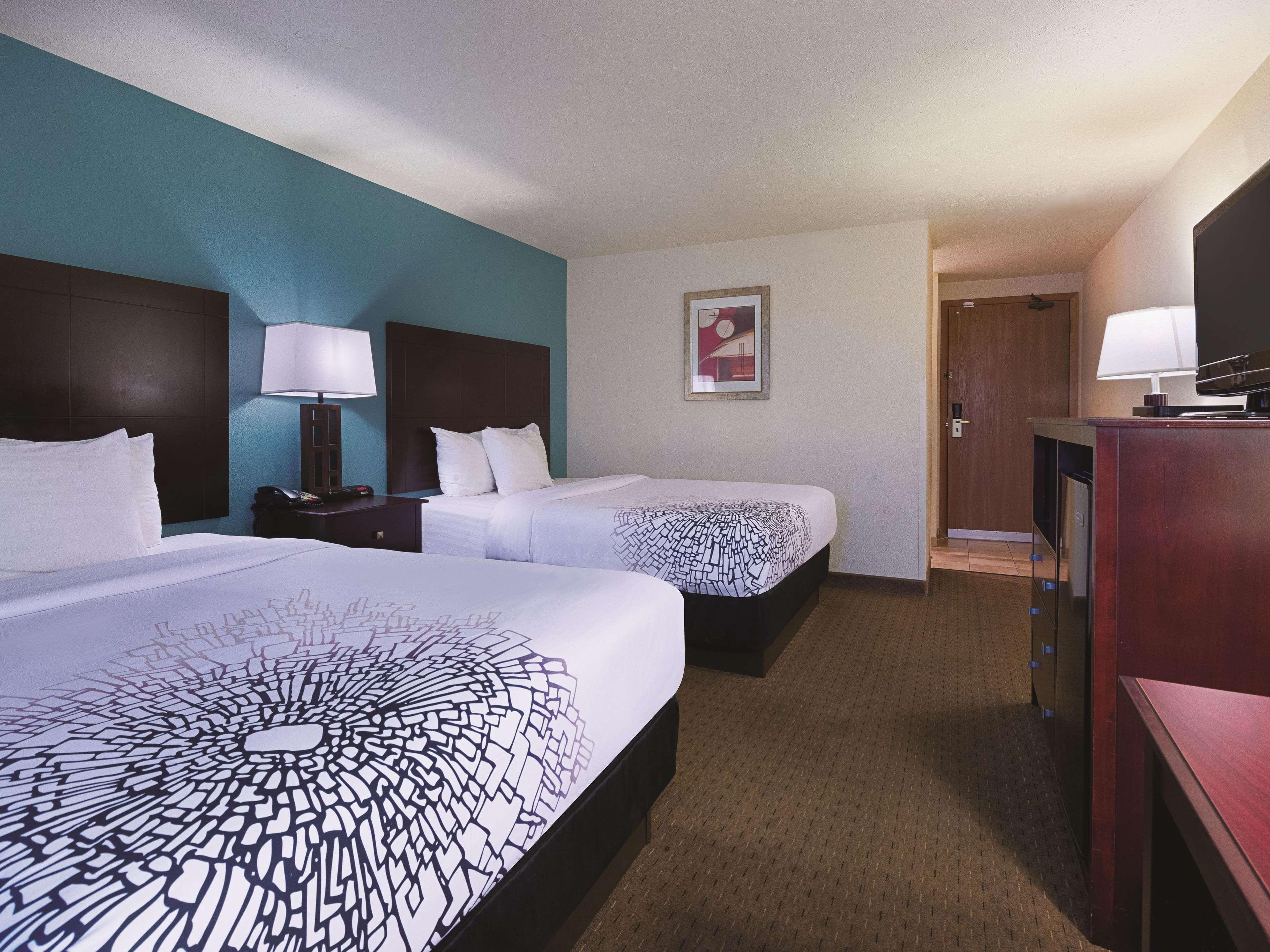 La Quinta By Wyndham Portland Nw Hotel Buitenkant foto